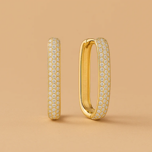 Orecchini a cerchio con pavé in oro brillante