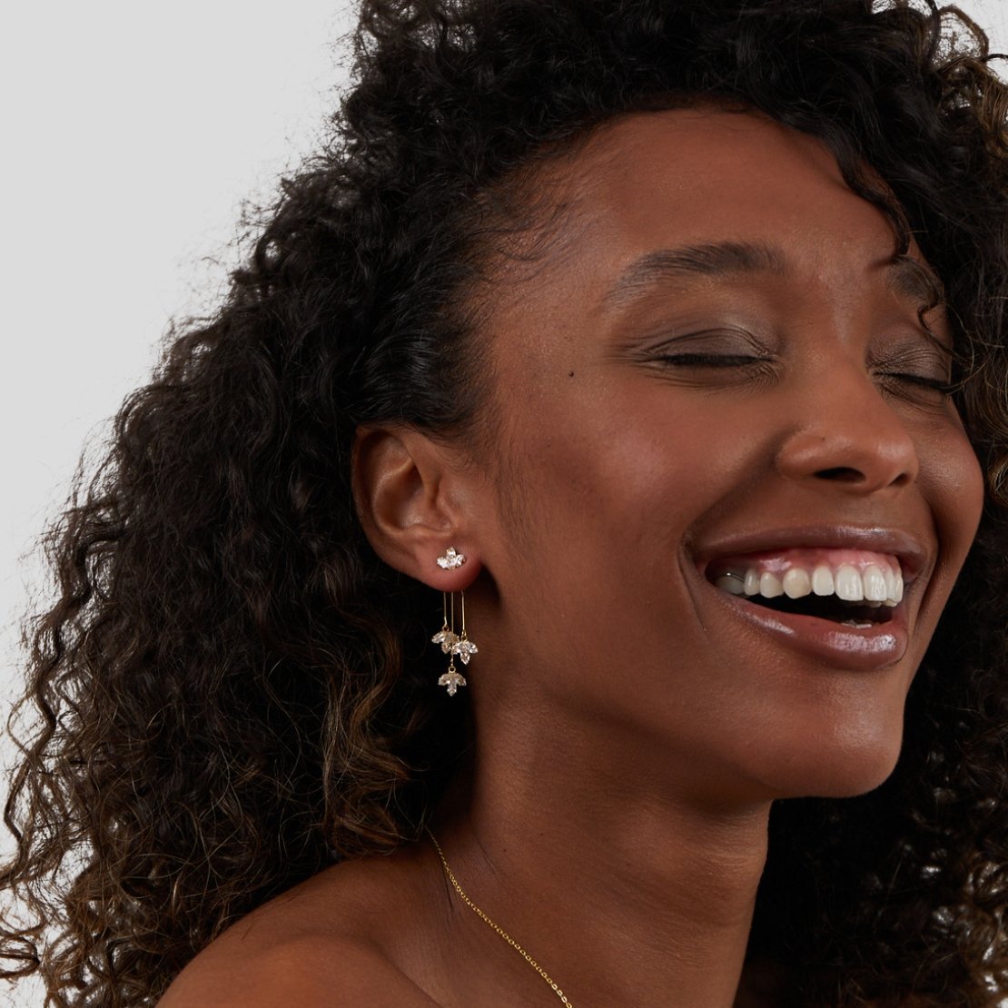 Eleganti orecchini a cascata