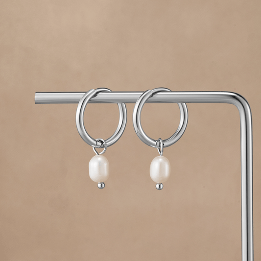 Orecchini a cerchio in argento con perle d'acqua dolce Bella