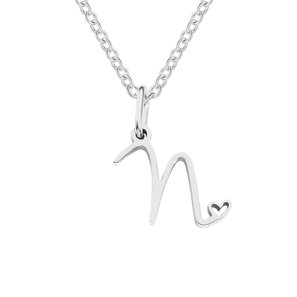 Collana con cuore e lettera in argento