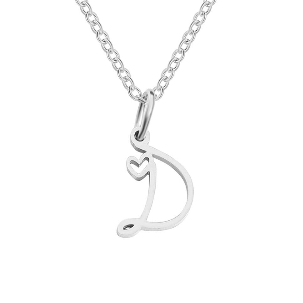 Collana con cuore e lettera in argento