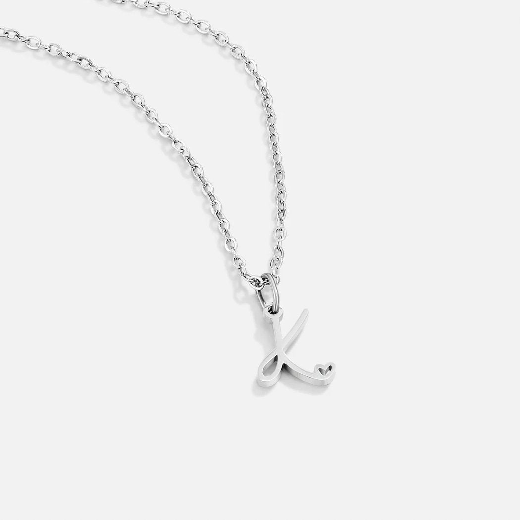 Collana con cuore e lettera in argento