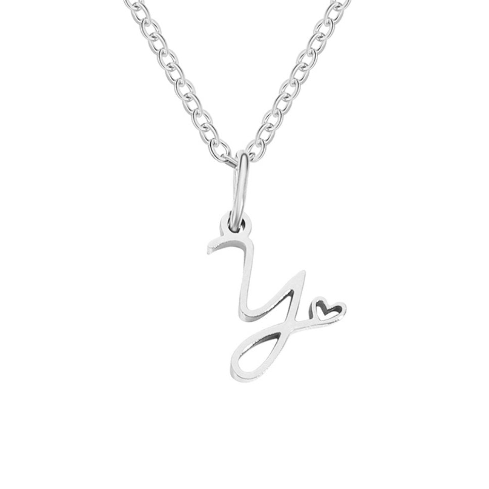 Collana con cuore e lettera in argento