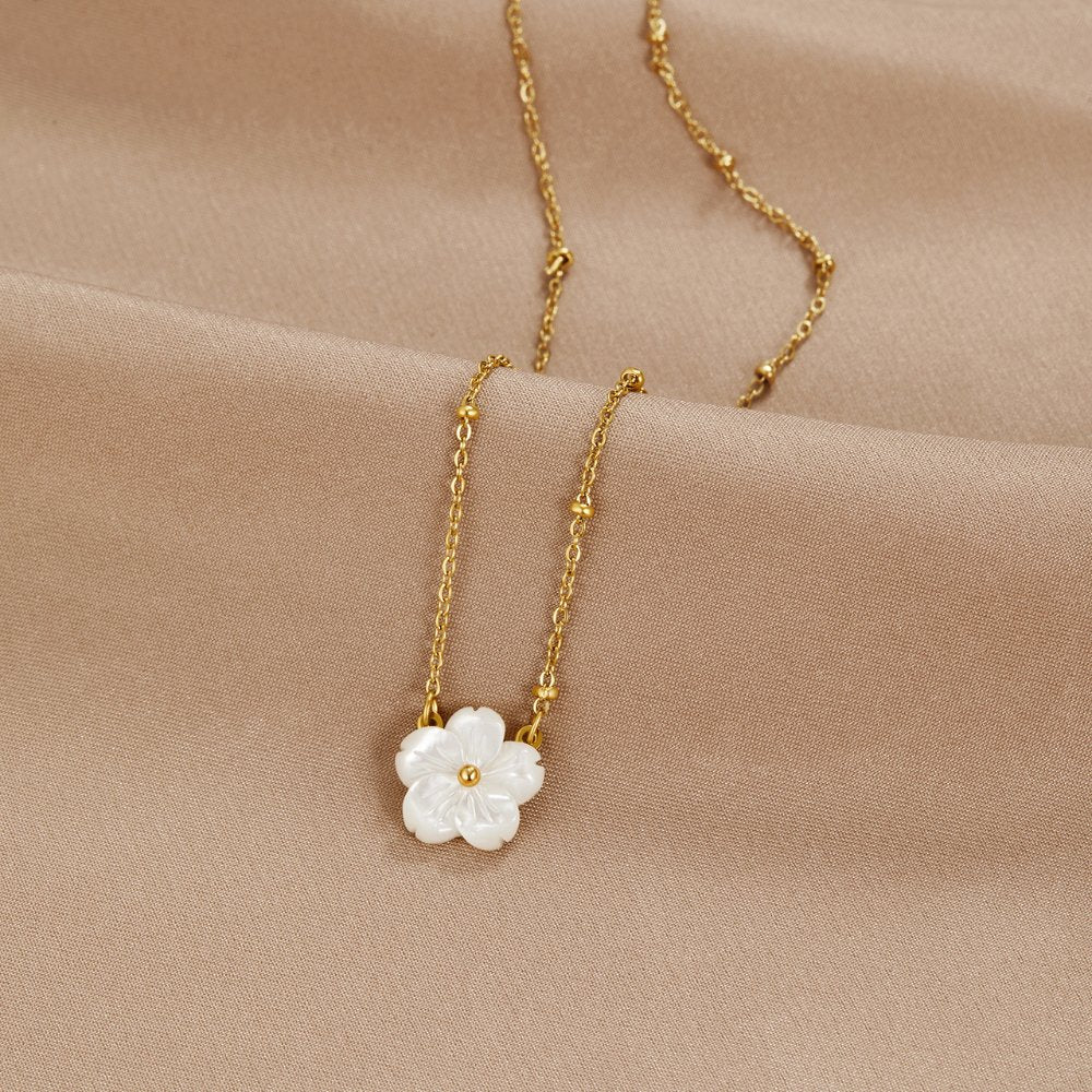 Collana con fiore Greatness Blossom