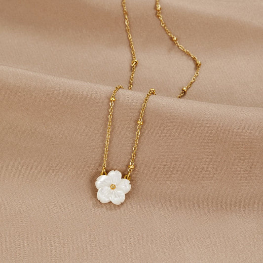 Collana con fiore Greatness Blossom