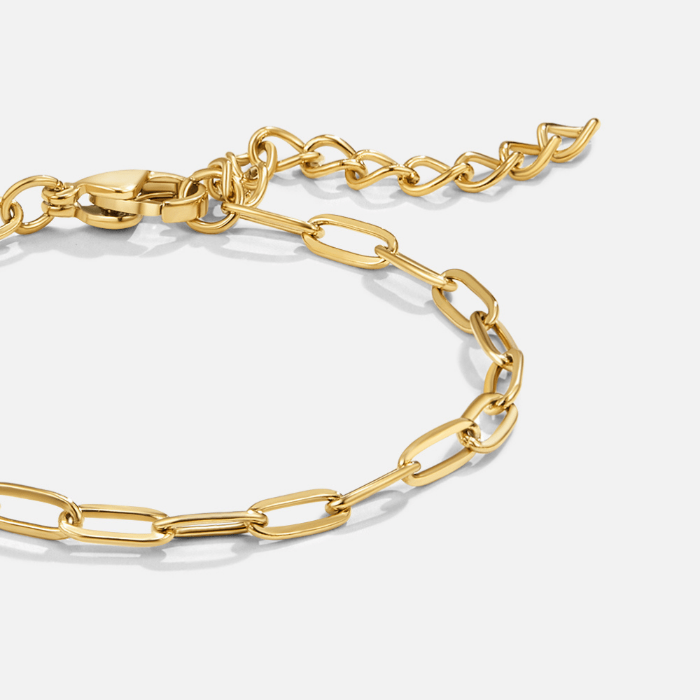 Bracciale con ciondolo a forma di graffetta in oro 18 carati